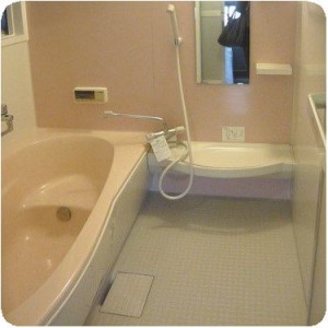 狭い湯船のお風呂を広げて楽に入りたい　浴室リフォーム（岐阜・瑞穂市） 施工事例写真