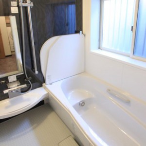 浴室・湯船が本当に温かくなり、入浴が楽しくなりました。　岐阜・瑞穂市 施工事例写真